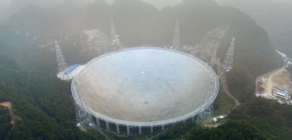 بزرگترین تلسکوپ جهان با قطر نیم کیلومتر در چین افتتاح شد